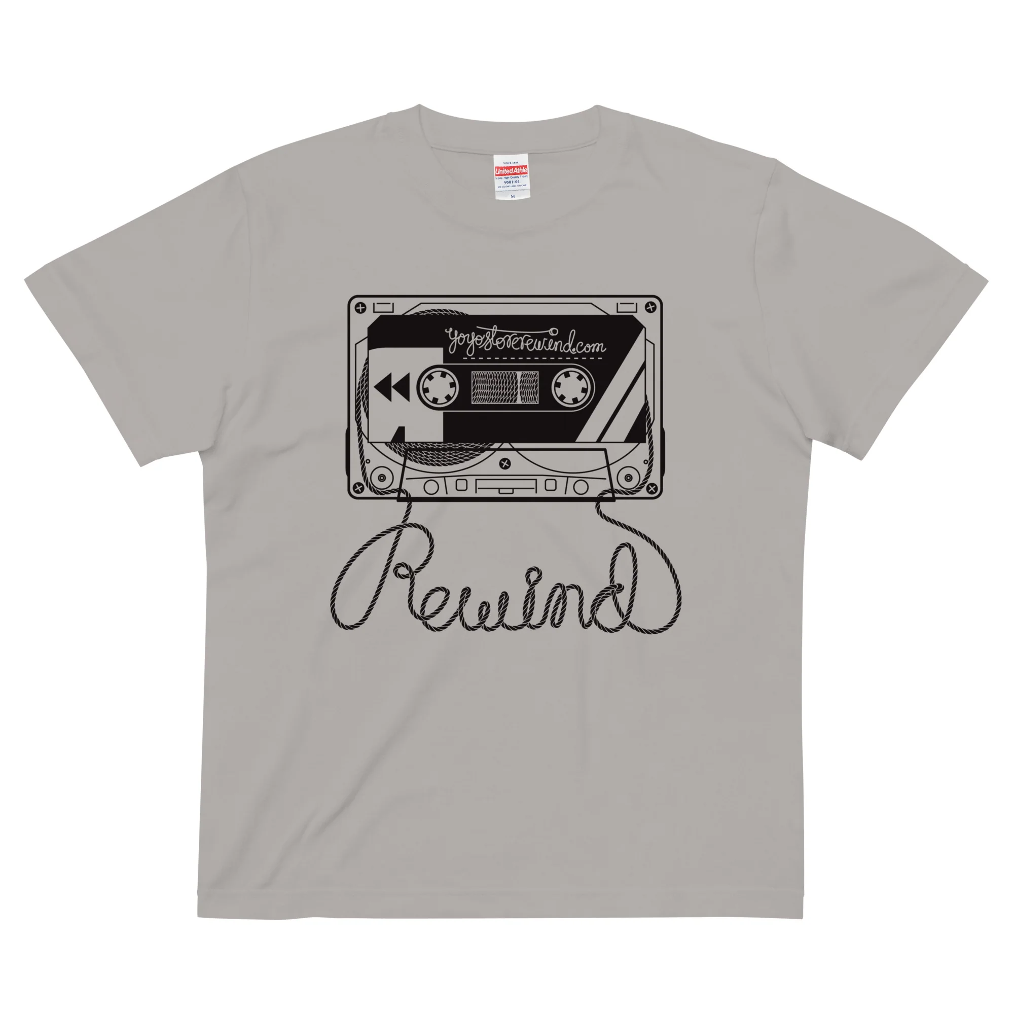 【受注生産】REWIND カセットロゴTシャツ - Image 2